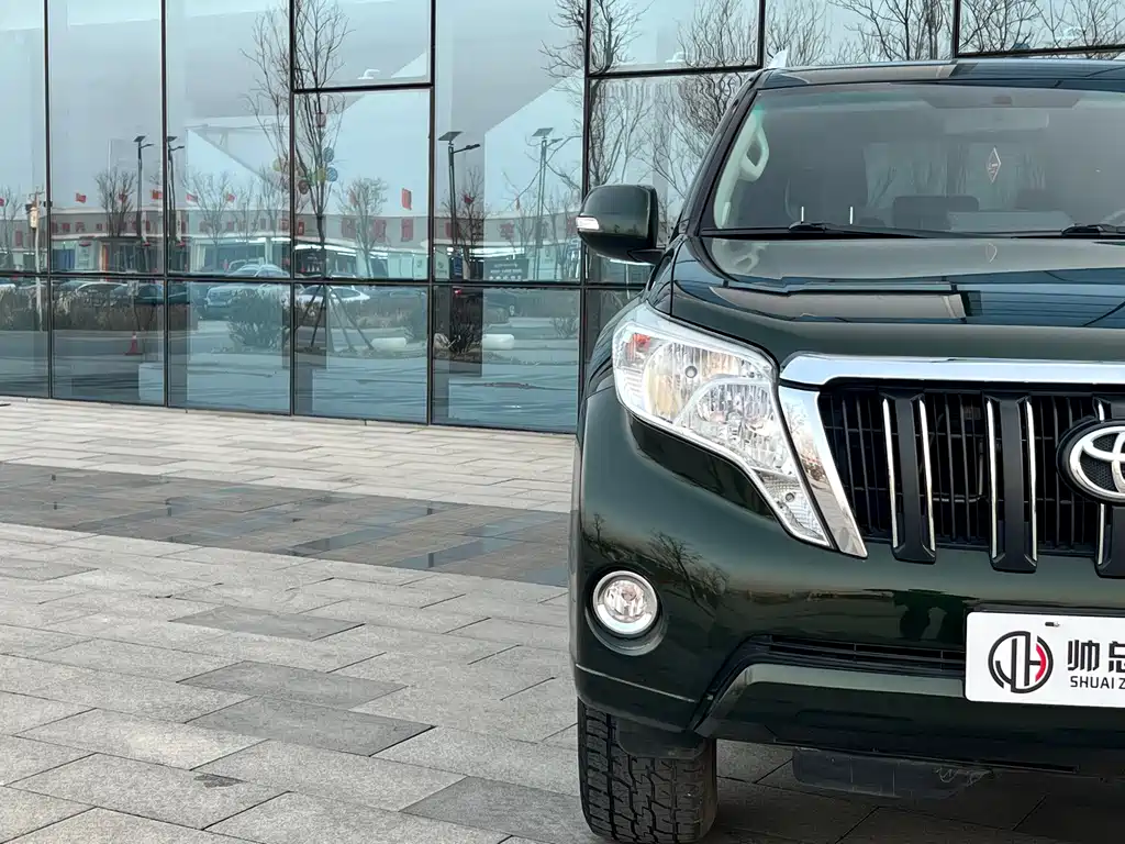 Toyota Prado 2016 — фото 6