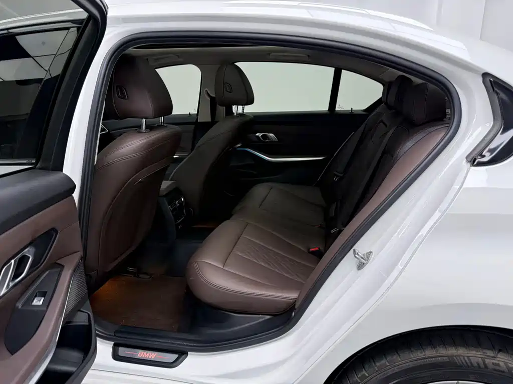 BMW i3 2023