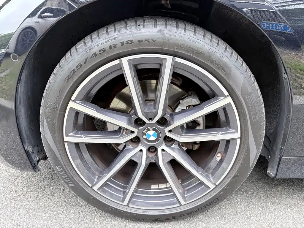 BMW 3 Series 2022 — фото 15