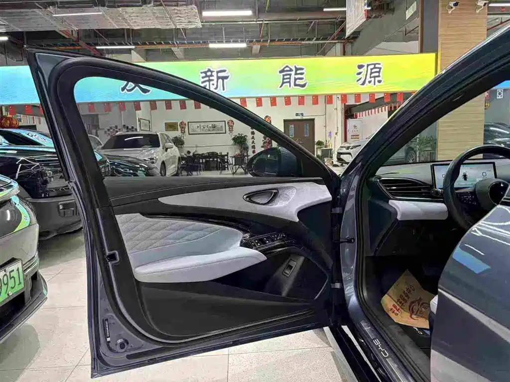 BYD Seal 2023 — фото 10