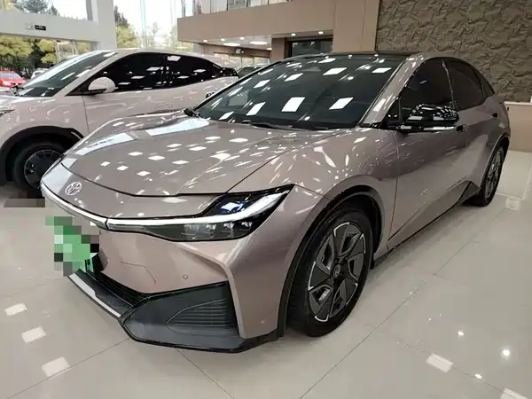 Toyota bZ3 2023