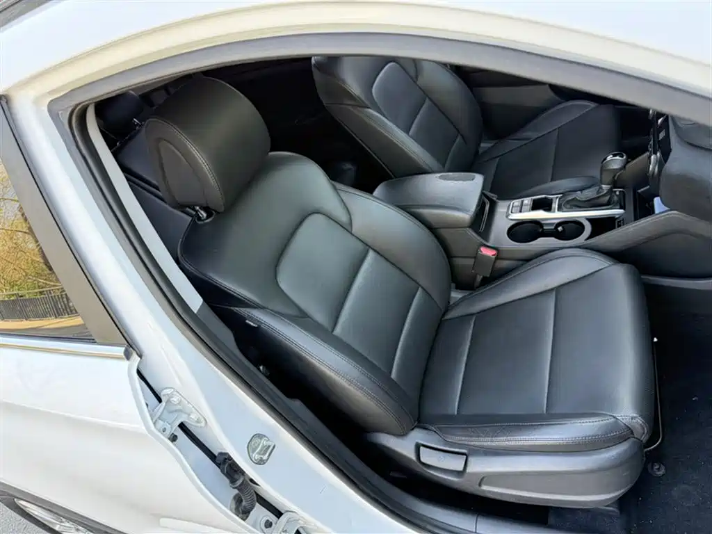 Hyundai Tucson 2015 — фото 19