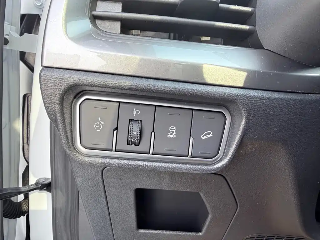 Haval H6 2023 — фото 15