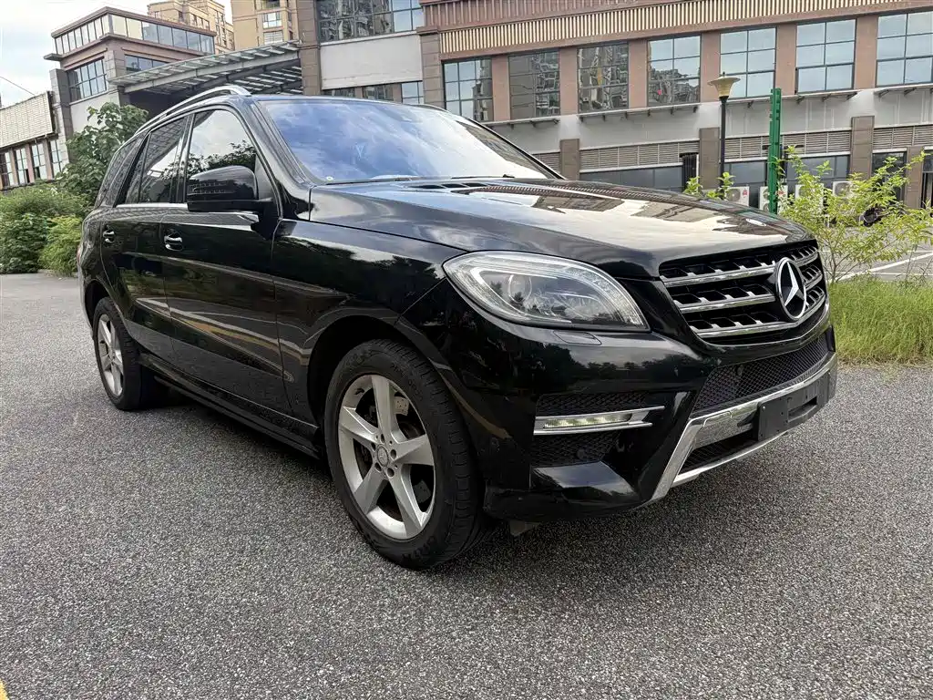 Mercedes-Benz M-Class 2014