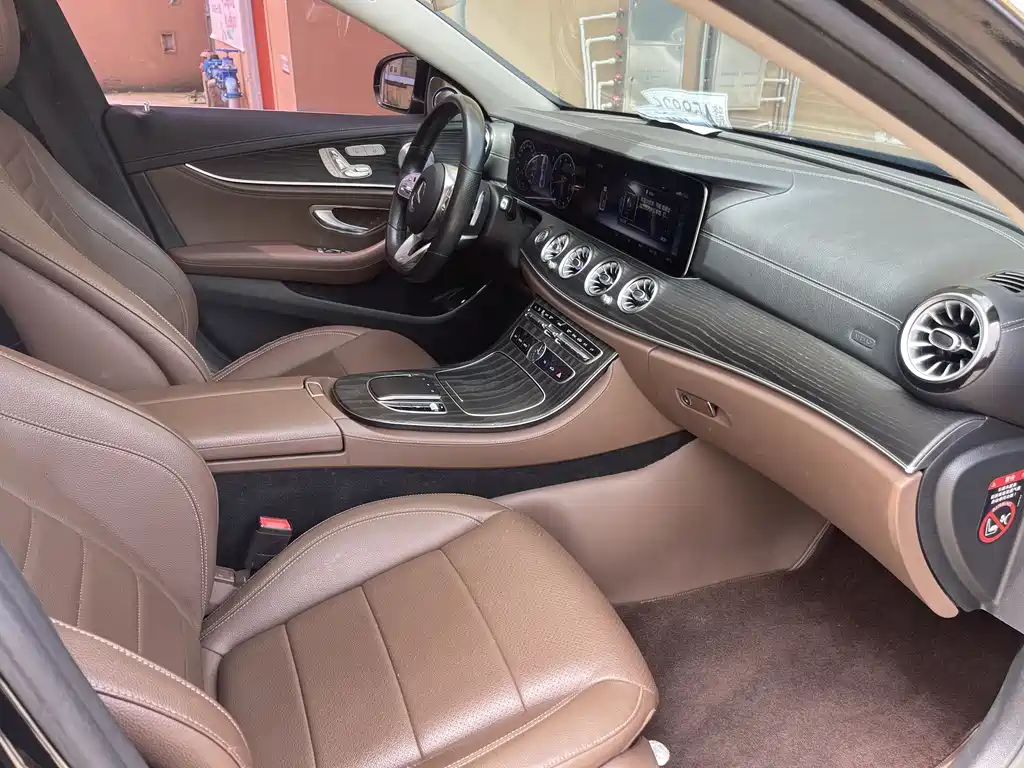 Mercedes-Benz E-Class 2020 — фото 8