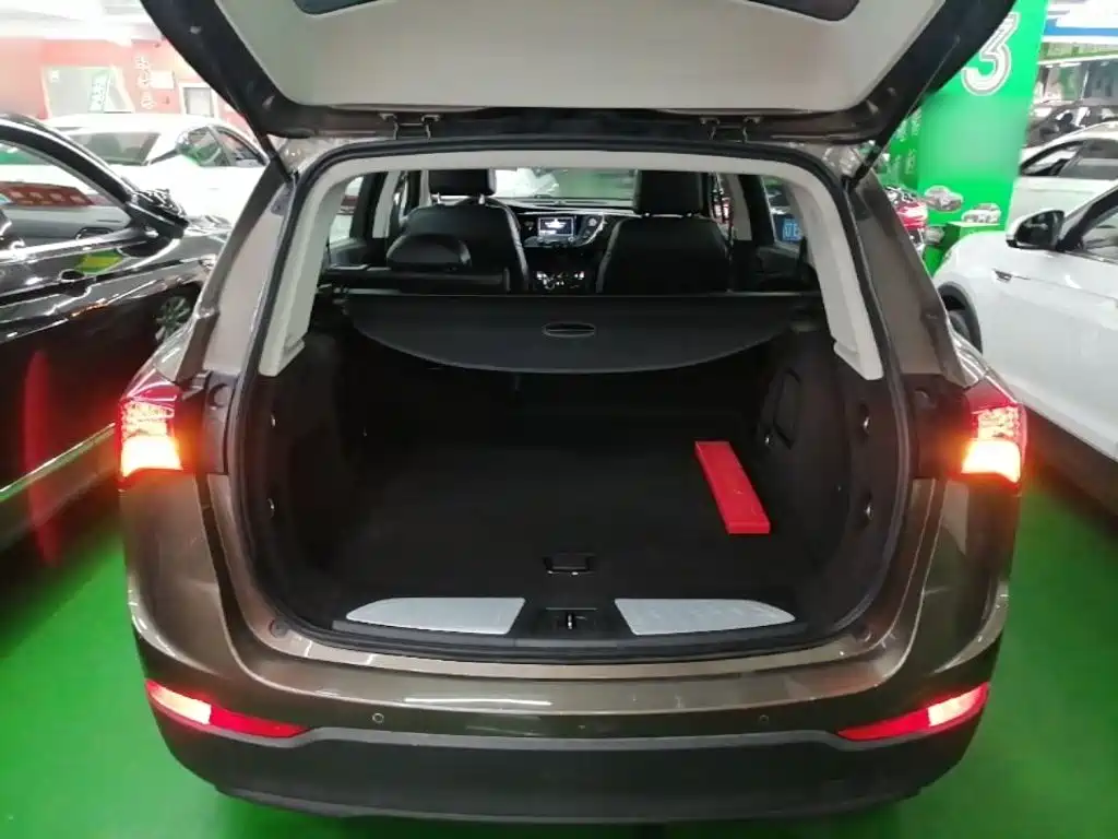 Buick Envision Plus 2019 — фото 19
