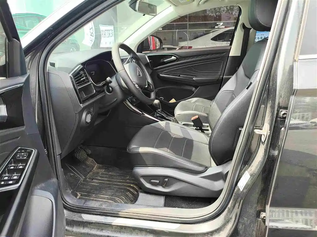 Jetta VS5 2022