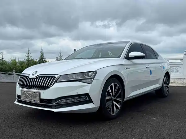 Skoda Superb 2022