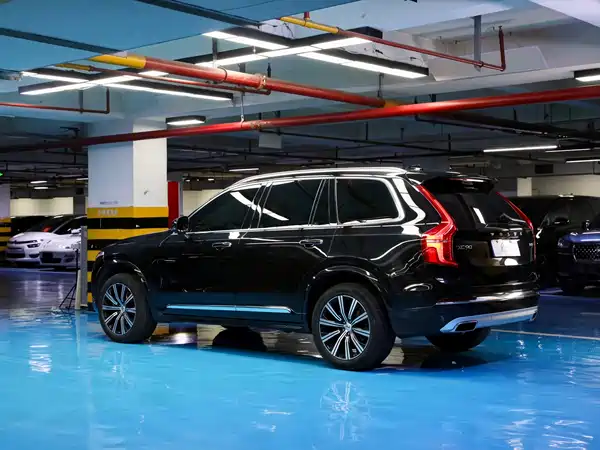 Volvo XC90 2021