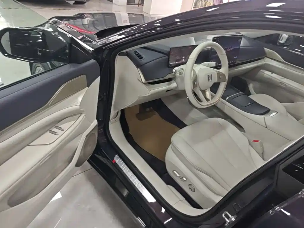 Buick Zhijing L7 2025 — фото 16