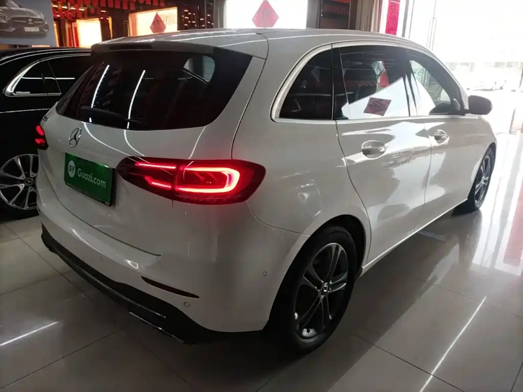 Mercedes-Benz B-Class 2020