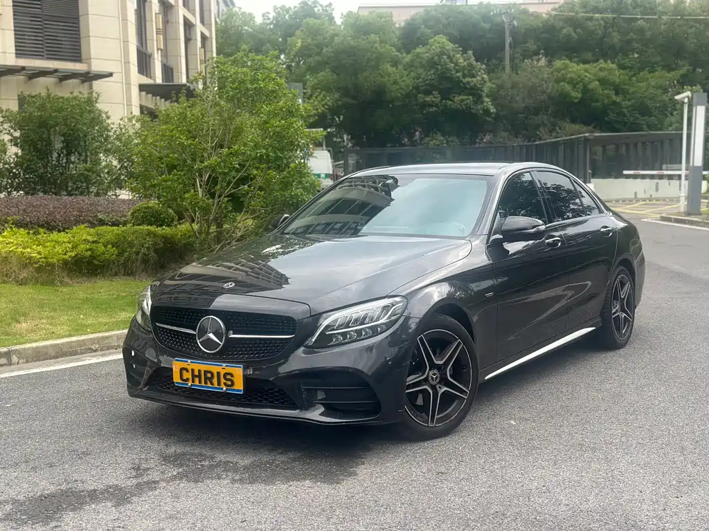 Mercedes-Benz C-Class 2021