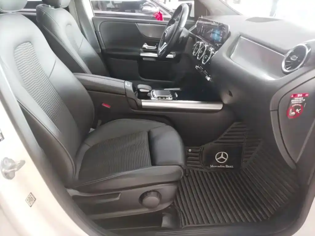 Mercedes-Benz B-Class 2020 — фото 25