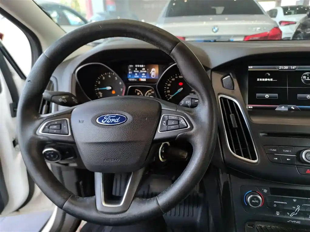 Ford Focus 2016 — фото 6