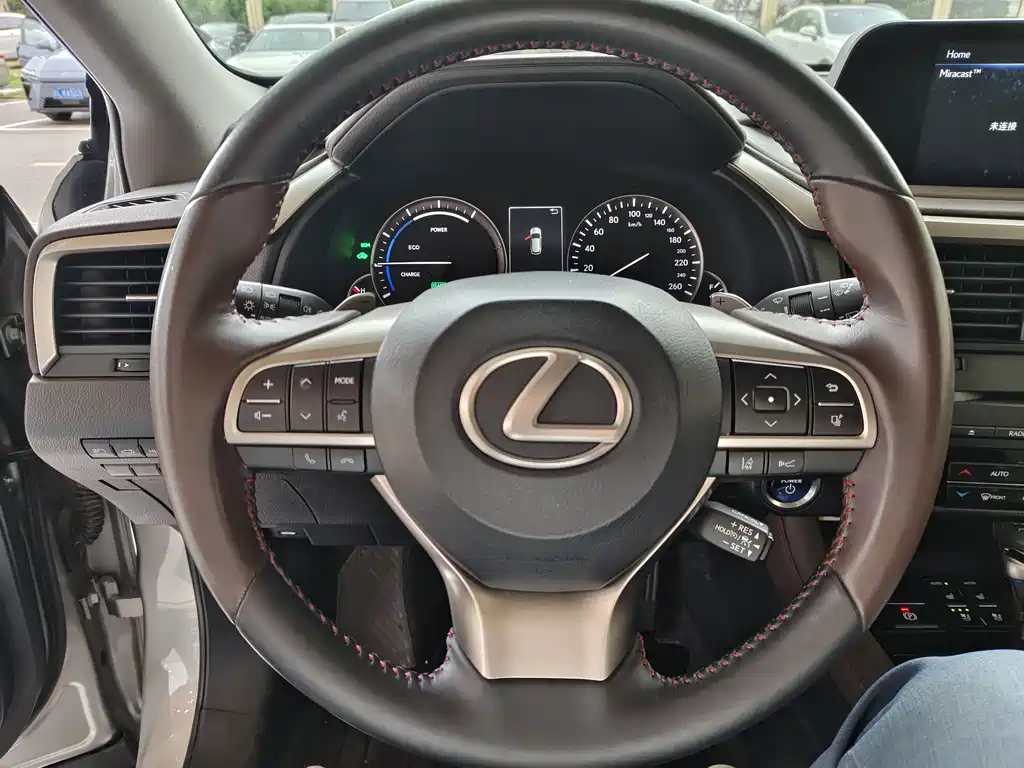 Lexus RX 2022 — фото 17