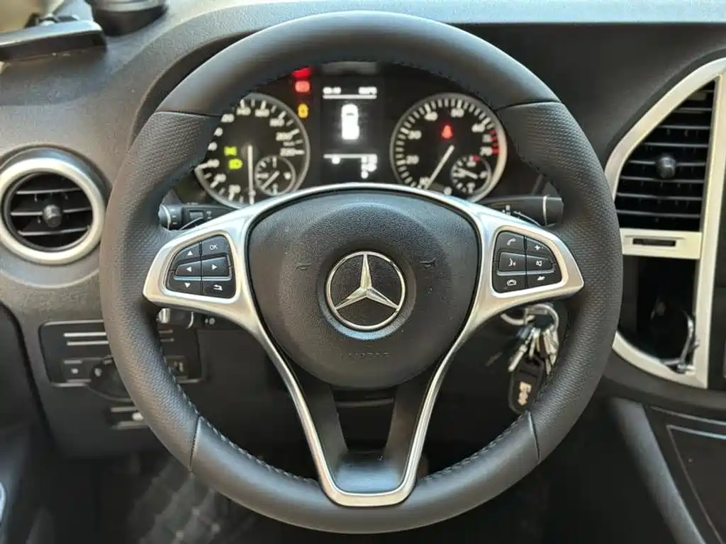 Mercedes-Benz Vito 2018 — фото 14