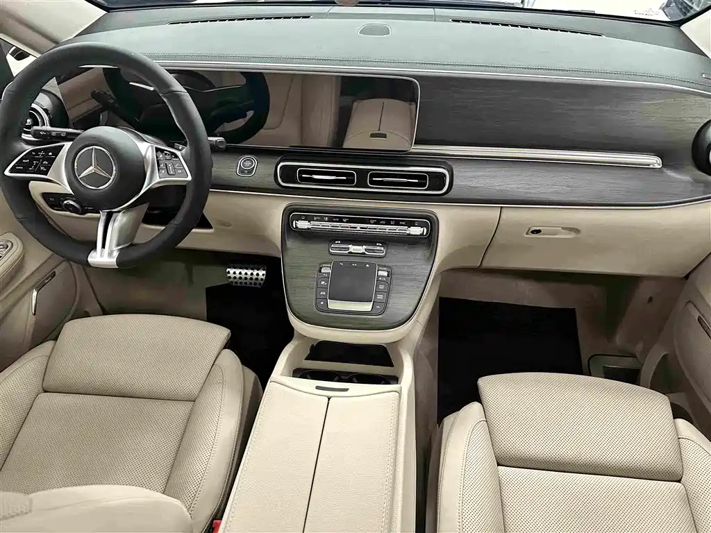 Mercedes-Benz V-Class 2025 — фото 14