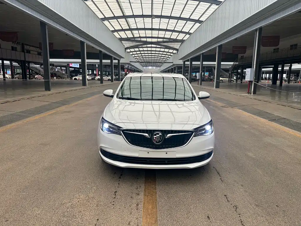 Buick Excelle 2019 — фото 2