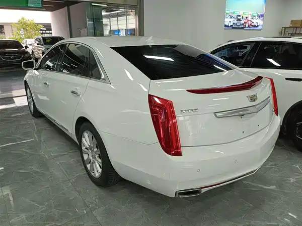 Cadillac XTS 2016