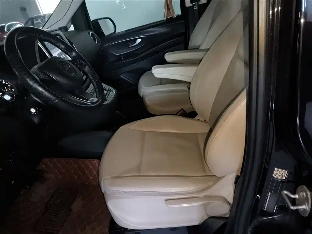 Mercedes-Benz Vito 2018 — фото 11