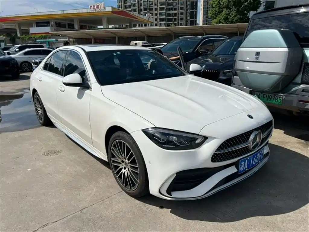 Mercedes-Benz C-Class 2023