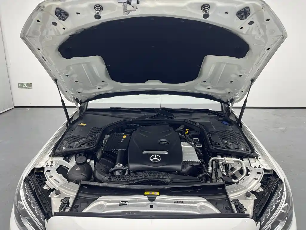 Mercedes-Benz C-Class 2016 — фото 16