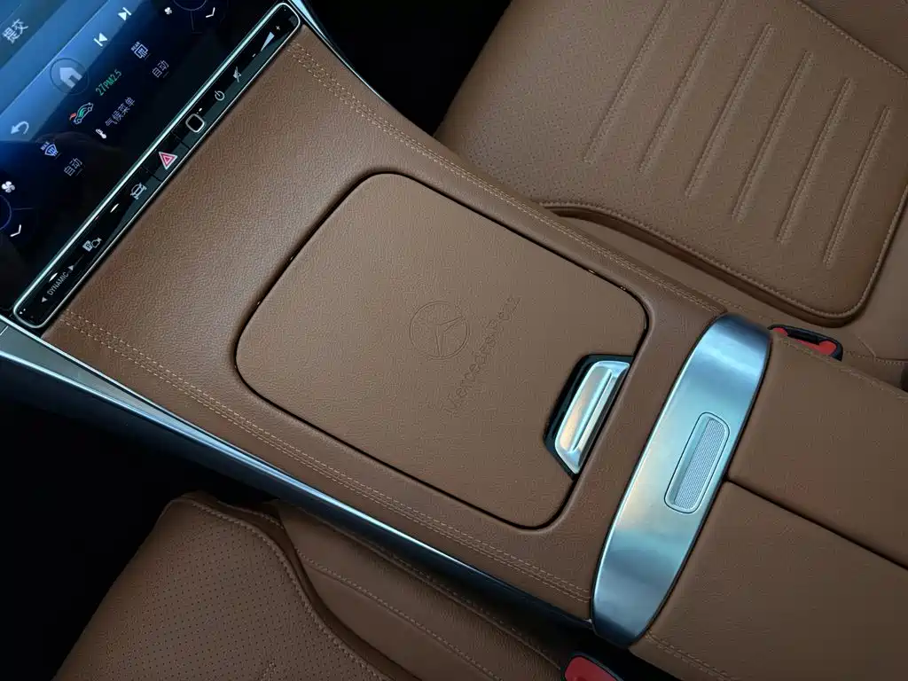 Mercedes-Benz GLC 2025 — фото 13