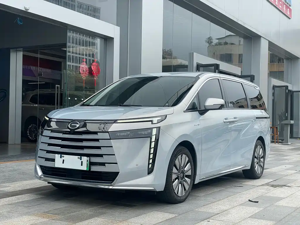 GAC Trumpchi E8 PHEV 2024 — фото 19