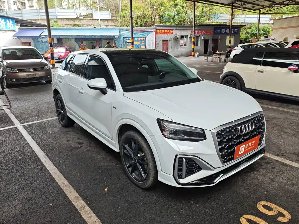 Audi Q2L 2023 — фото 2
