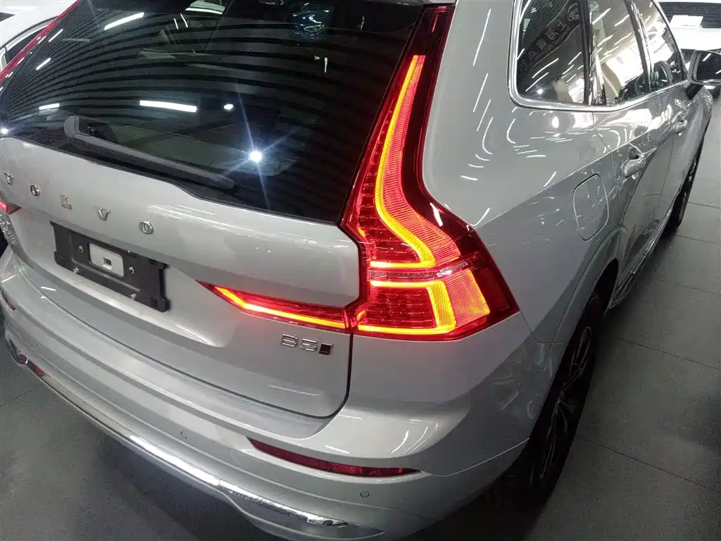 Volvo XC60 2024 — фото 24