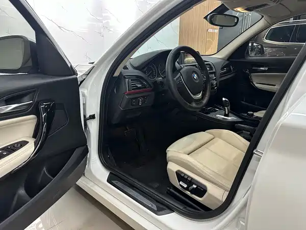 BMW 1 Series 2015