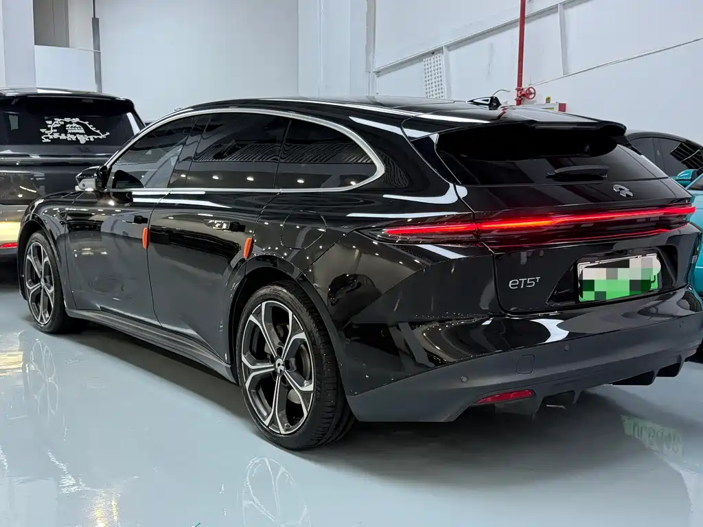NIO ET5T 2024