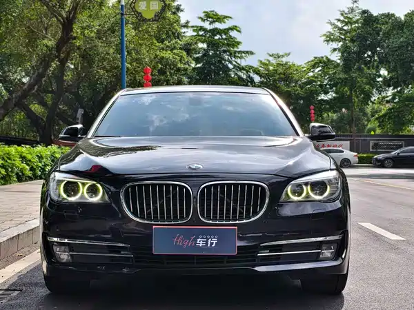 BMW 7 Series 2015