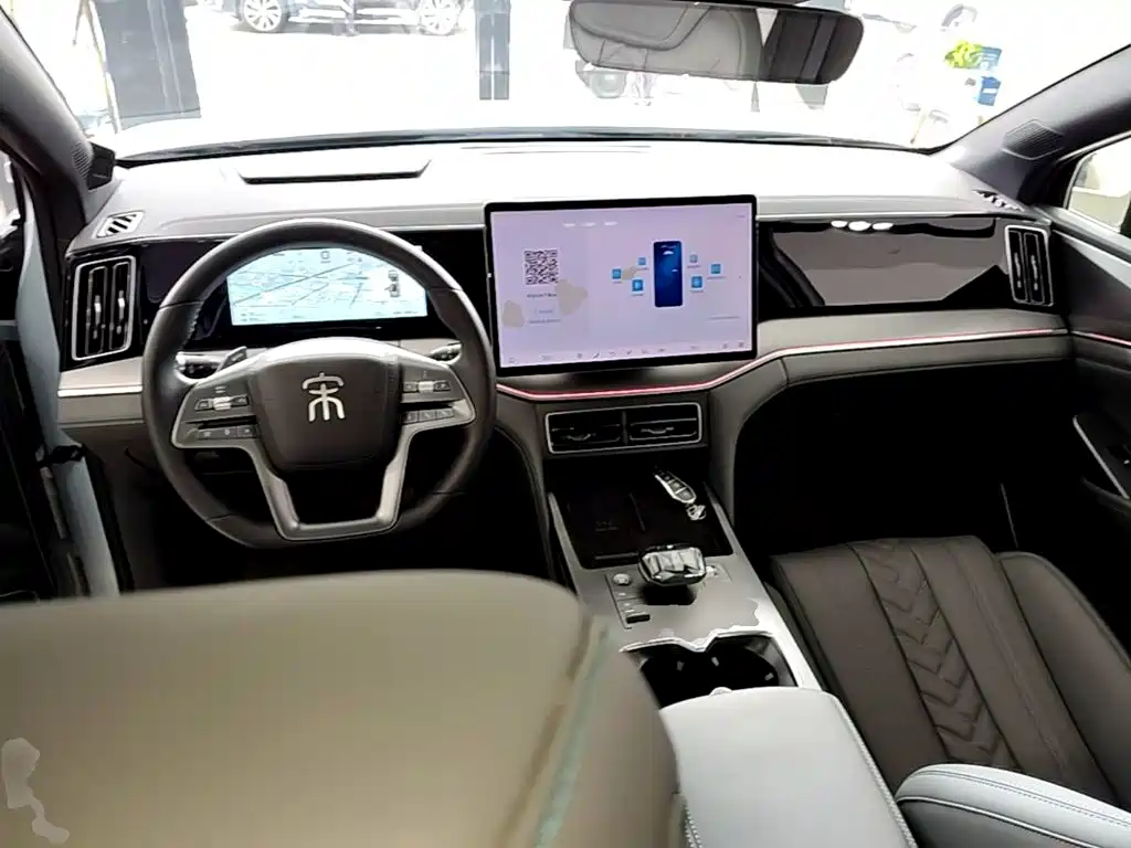 BYD Song L DM-i 2025 — фото 10