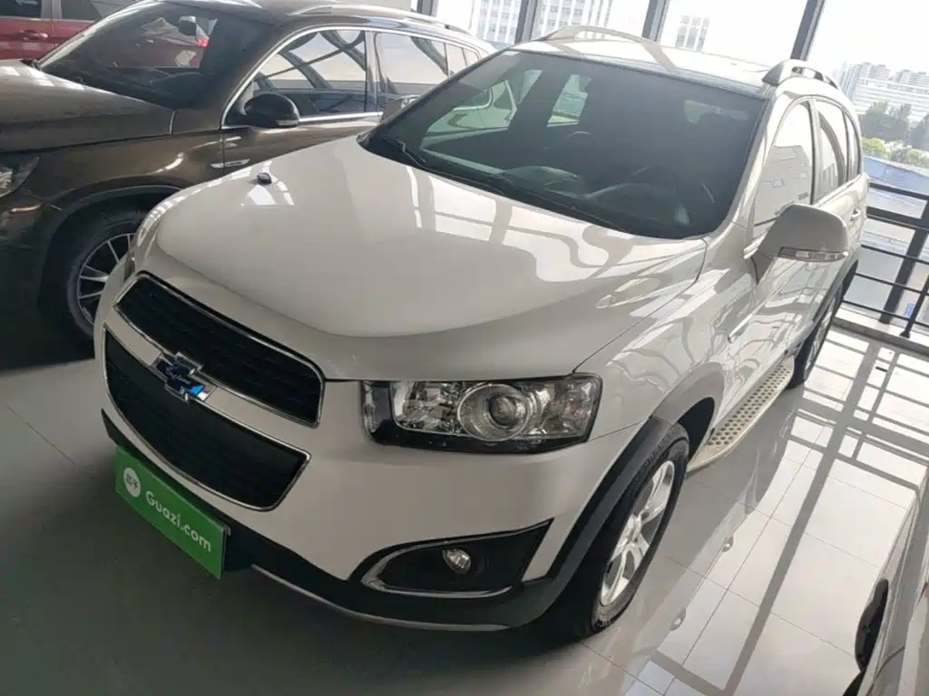 Chevrolet Captiva 2016 — фото 2