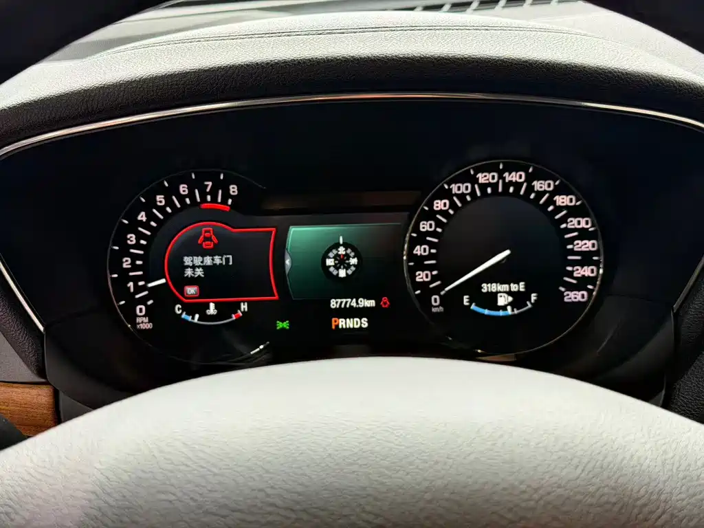 Lincoln MKC 2015 — фото 13