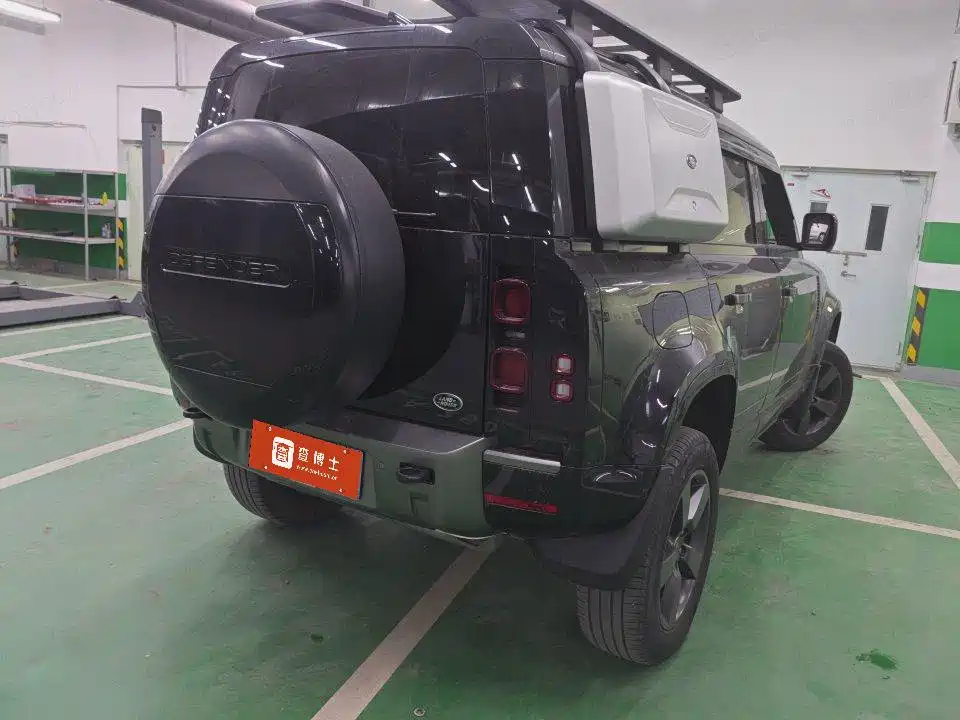 Land Rover Defender 2022 — фото 2
