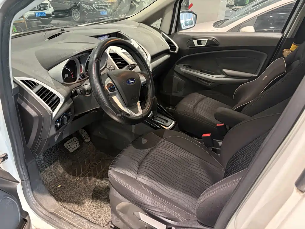 Ford Ecosport 2014 — фото 6