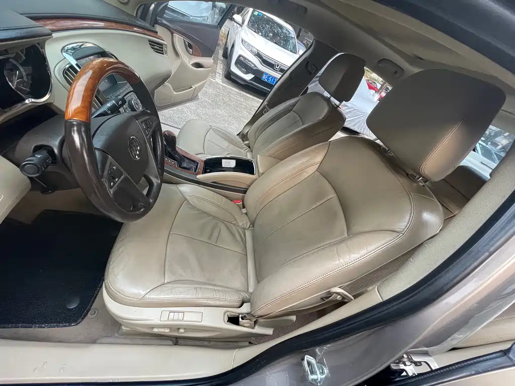 Buick LaCrosse 2013 — фото 11