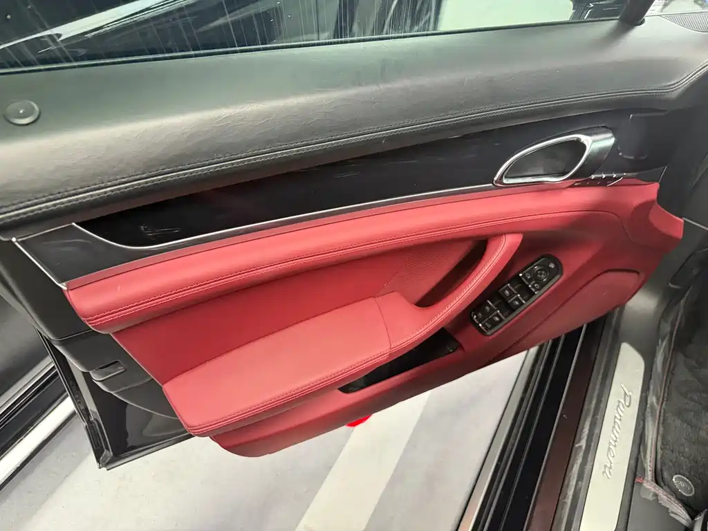 Porsche Panamera 2013