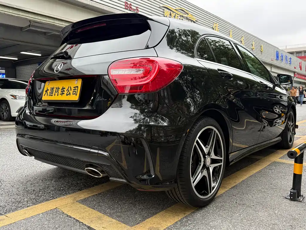 Mercedes-Benz A-Class 2016 — фото 4