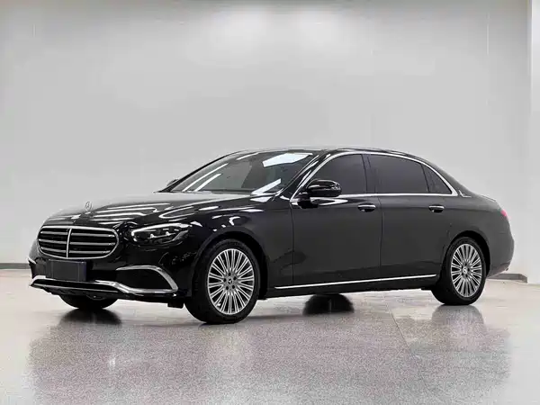Mercedes-Benz E-Class 2023