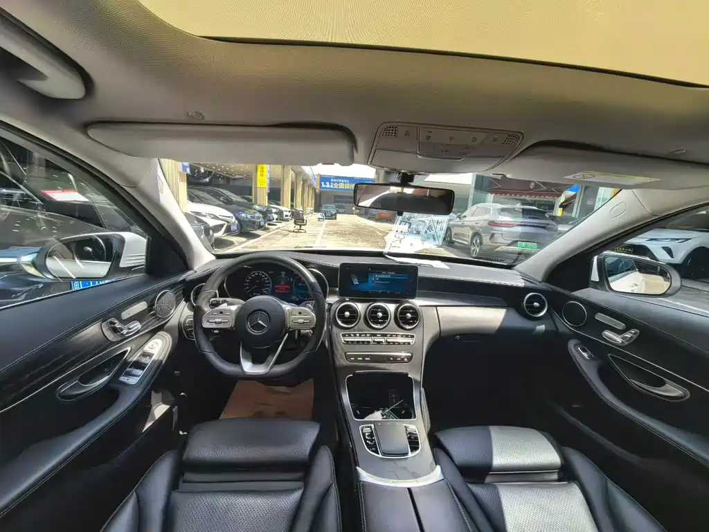 Mercedes-Benz C-Class 2021