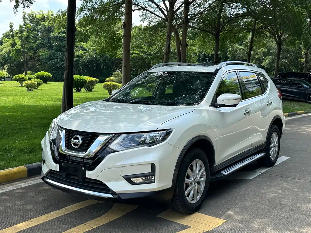 Nissan X-Trail 2019 — фото 1