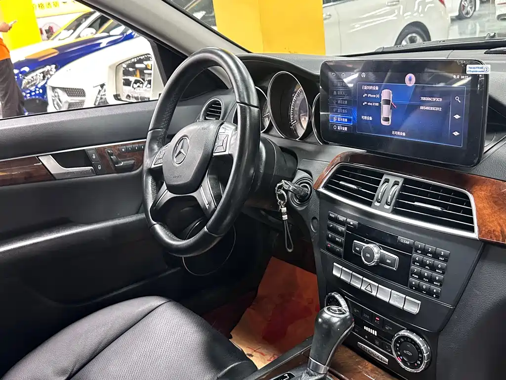 Mercedes-Benz C-Class 2012