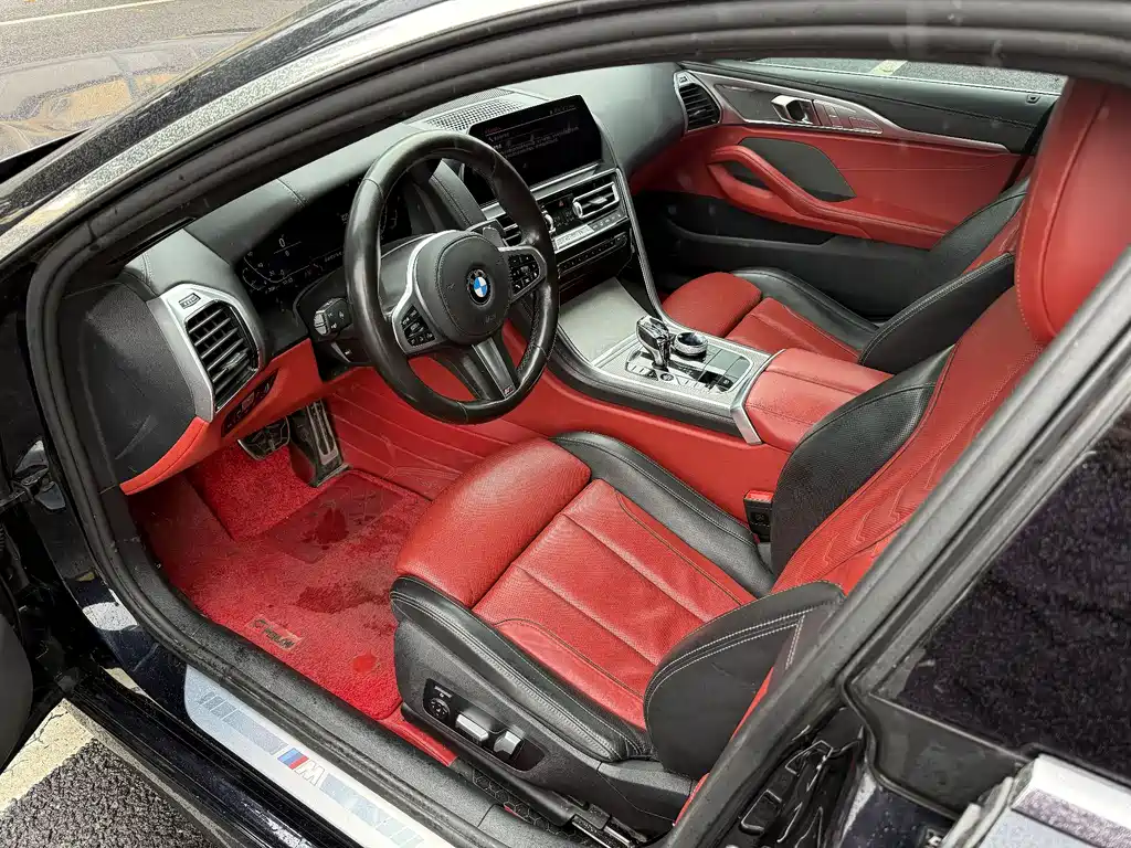 BMW 8 Series 2021