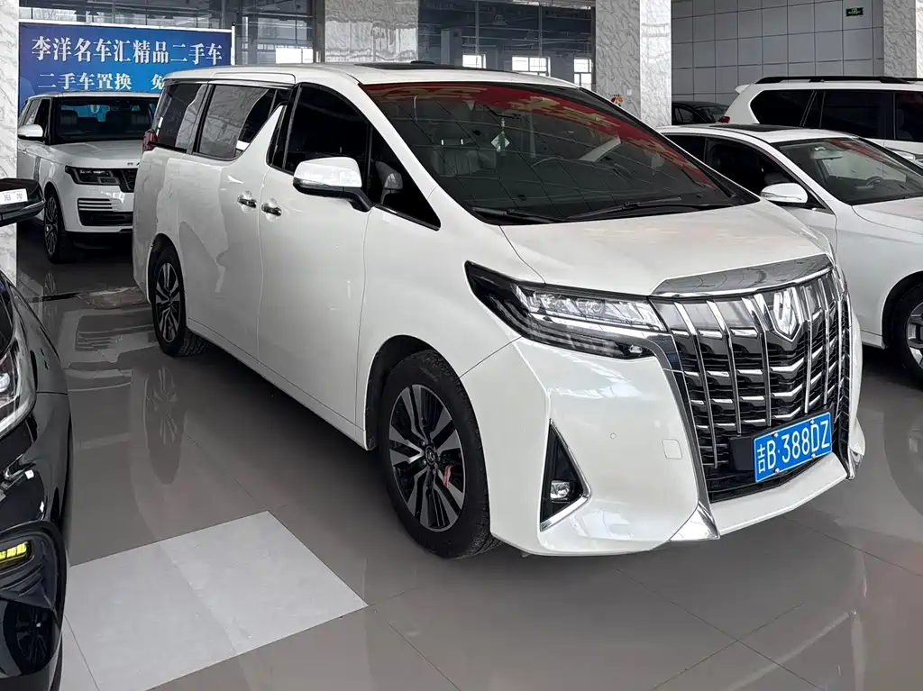 Toyota Alphard 2018 — фото 3
