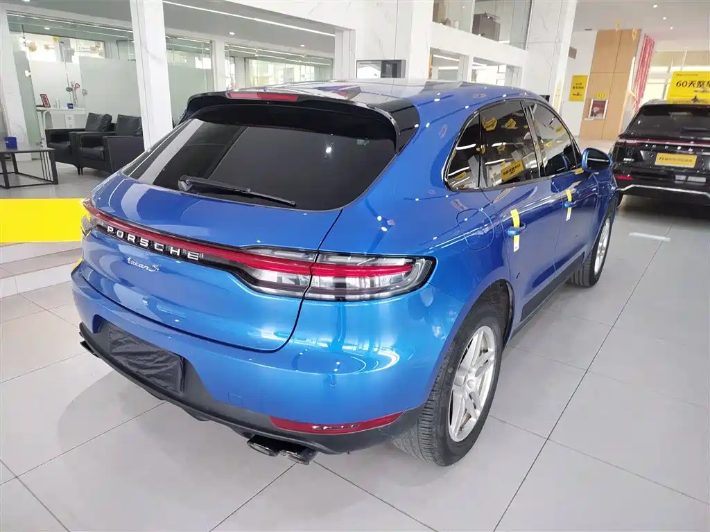 Porsche Macan 2019 — фото 24