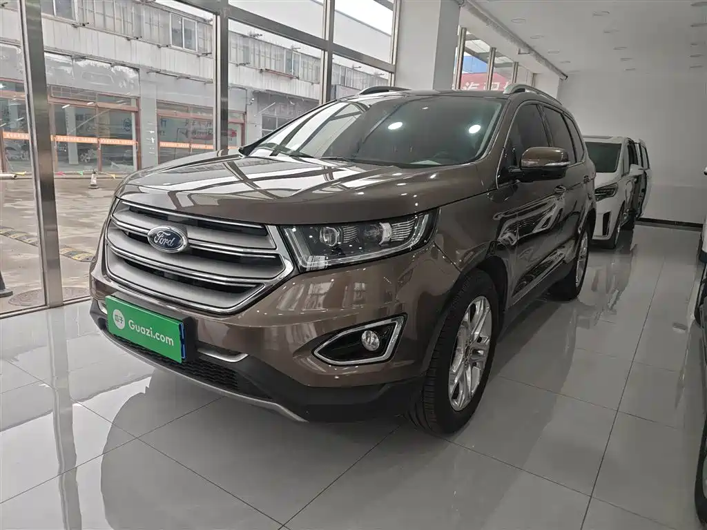 Ford Edge 2016 — фото 1