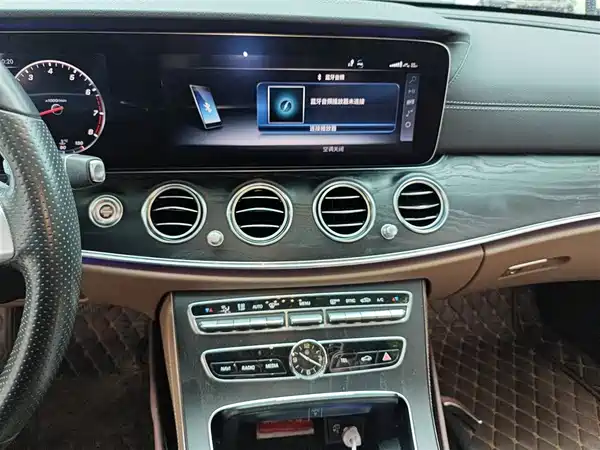 Mercedes-Benz E-Class 2018